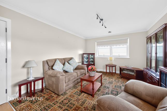 Flat 16, Ruxley House, 550b, London Road, Sutton photo 4