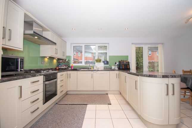 30 Lady Hay Road, Leicester photo 3