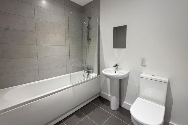 4, Block E, Aviator Court, York photo 3