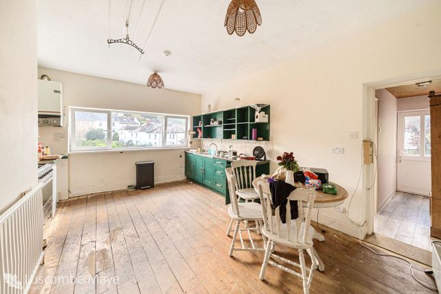 9, Queens Terrace, Totnes photo 4