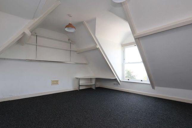 Flat 7, 15, The Avenue, Clevedon photo 2