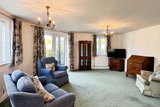 34, Jack Dunbar Place Repton Park, Ashford photo 3