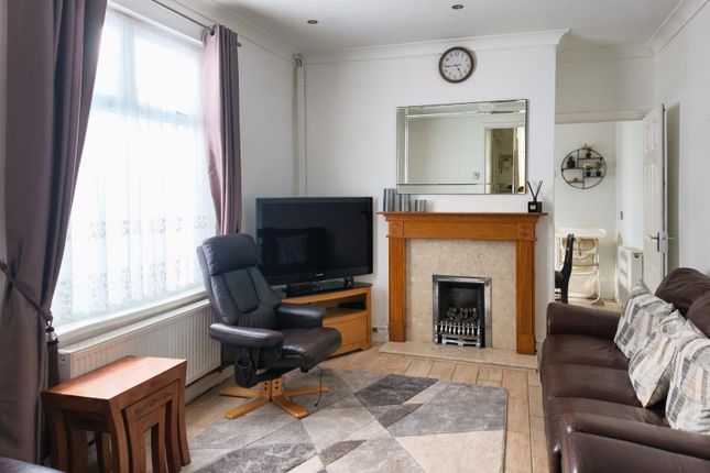 28, Ferndale Street, Cardiff photo 3