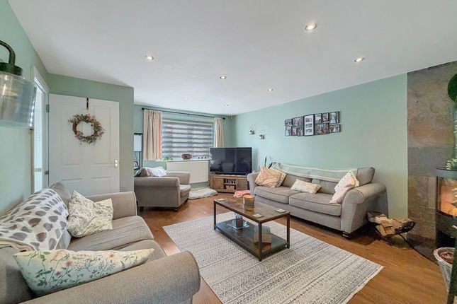 54 Sorrel Drive, Hengoed photo 2