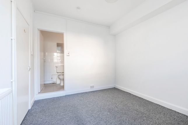 Flat 16, Lisle House, Cheltenham photo 5