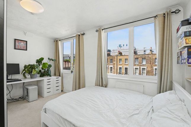 Regents Canal House, Limehouse photo 4