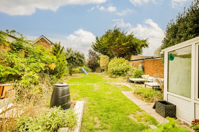 11, The Green, Leighton Buzzard photo 4