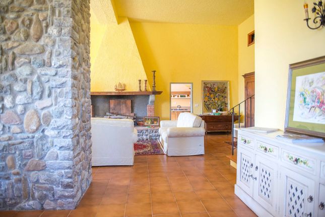 Country house for sale in Via Della Pineta, San Casciano Dei Bagni, Toscana