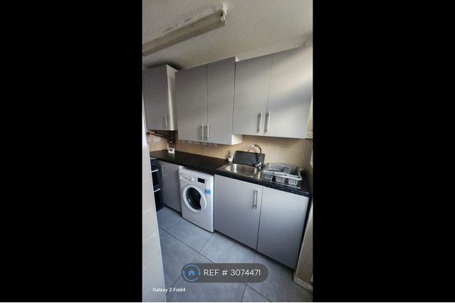 Carlyon Road, Wembley photo 3