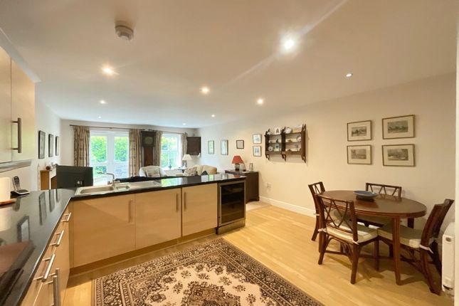 7 Kingbur Place, Crewe photo 5