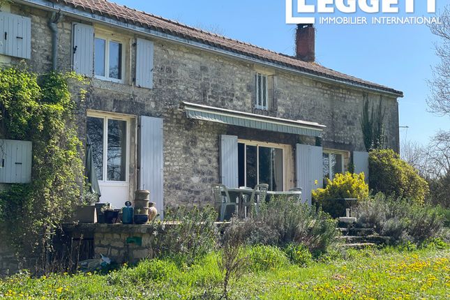 Villa for sale in Val-D'auge, Charente, Nouvelle-Aquitaine