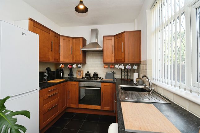 5, Eyre Avenue, SCUNTHORPE photo 4