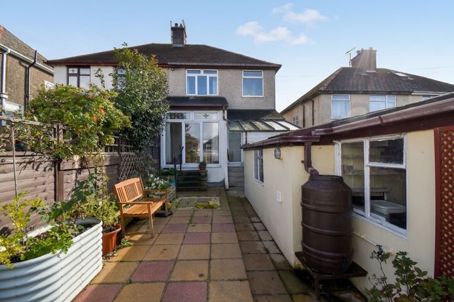 15 Leaholes Avenue, Okehampton photo 4