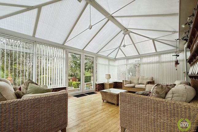 2 Earls Drive, Darwen photo 2