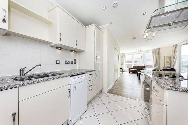 43, Centrium, Woking photo 4