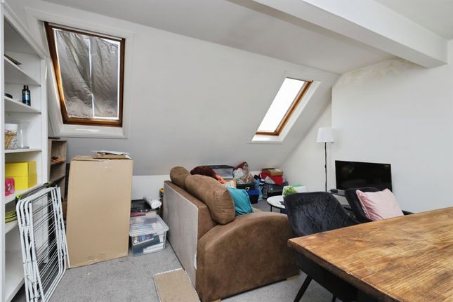 Flat 7, Bowes House, 36, Enys Road, Eastbourne photo 2