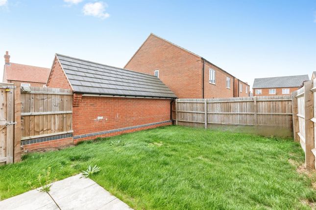 29, Sapphire Street, Wellingborough photo 4