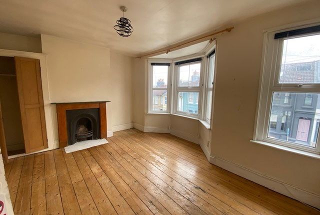 Thumbnail Terraced house to rent in Bentham Road, Brighton