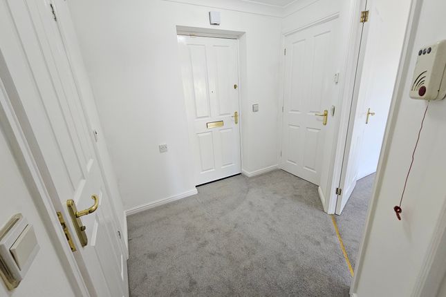 23, Whitebrook Court, Whitehall Road, Sale photo 5