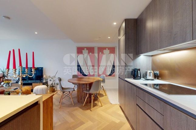 Flat 1701, 2 Principal Place, London photo 4