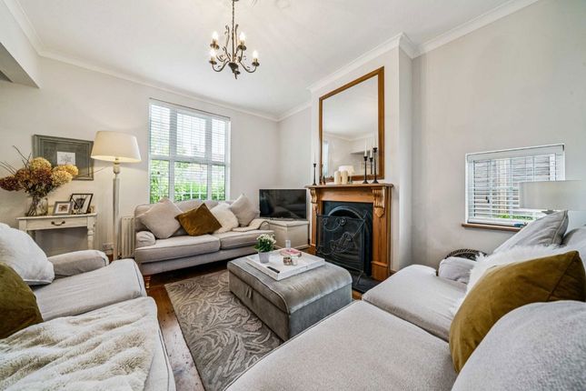 175, Hanworth Road, Hampton photo 3