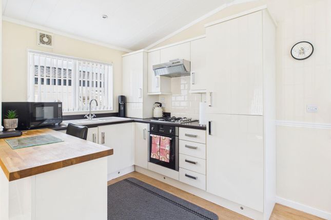 84, Rugeley Road, Rugeley photo 4