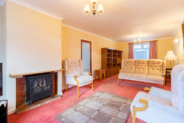 25 Bailey Lane, Clenchwarton, Norfolk photo 4