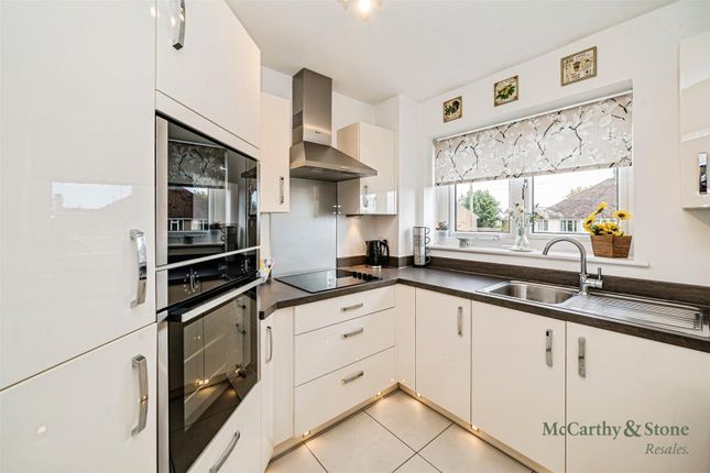 16 Trinity Place, Beaumont Way, High Wycombe photo 4