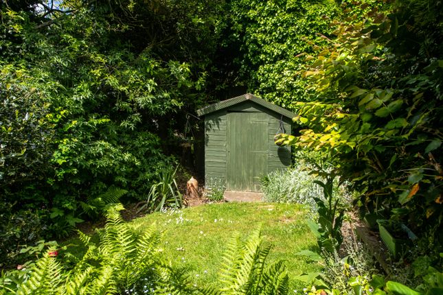 15, Foxhill Road, Nottingham photo 4