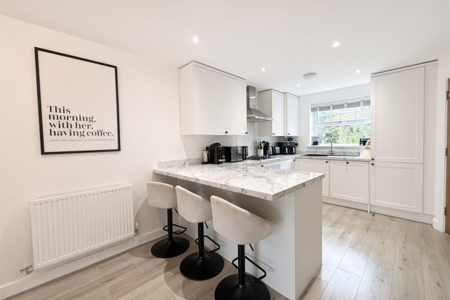 Jackson Drive, Wilmslow photo 2