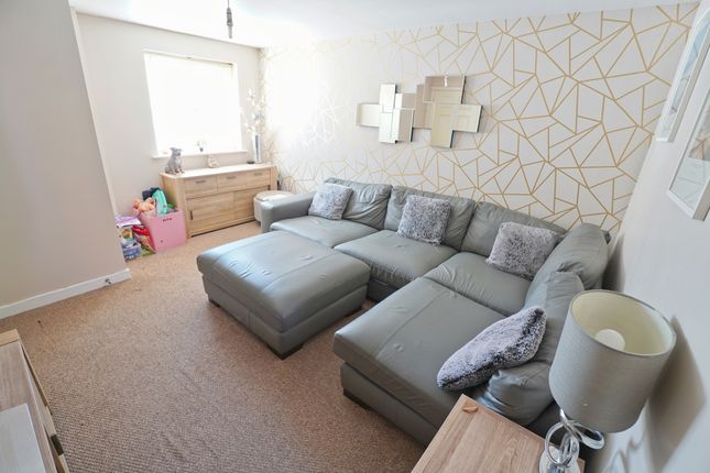 Indigo Drive, Hinckley photo 2