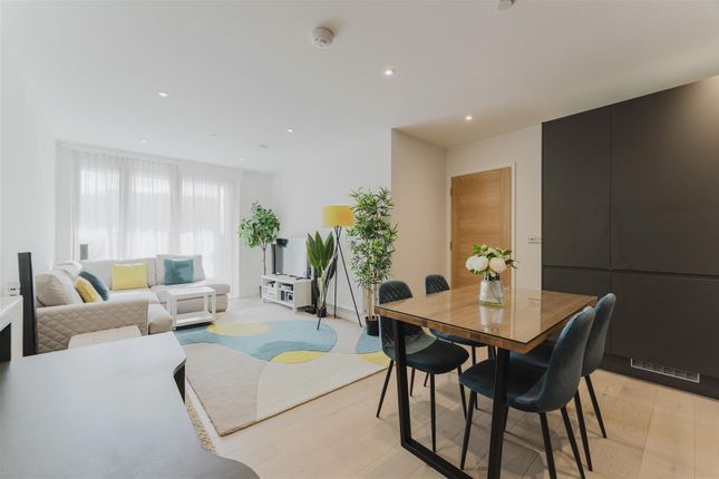 49, Ipswich Court, Hanwell photo 3