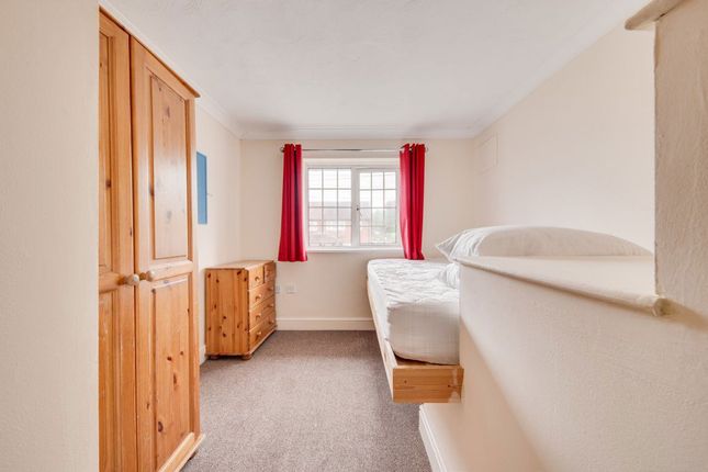 73 5, Shipman Avenue - Room, Canterbury photo 2