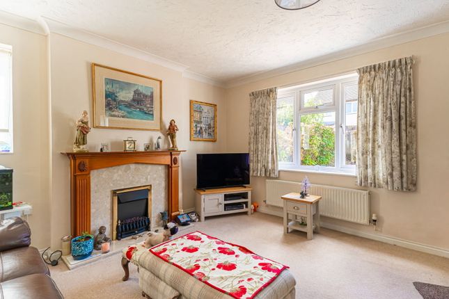 12 Millennium Way, Bideford photo 4