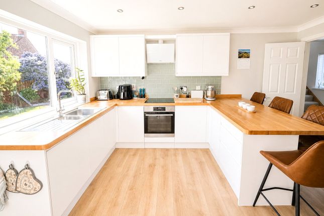 19 Golden Acres,, East Cowton, North Yorkshire photo 2