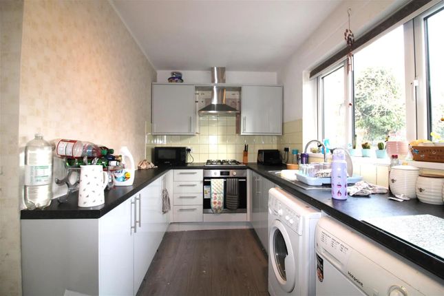 Thumbnail Detached house to rent in Rosebery Avenue, West Bridgford, Nottingham