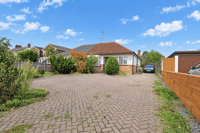 3-bed bungalow on Eastwood Road, Rayleigh, £425,000