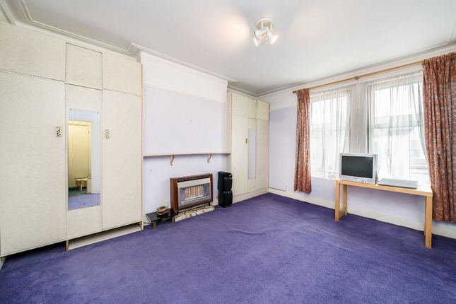 26, Burton Road, London photo 4