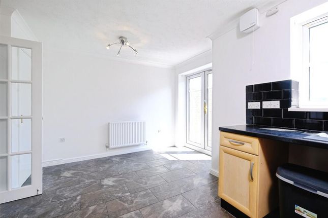 109, Lakeside Way, Ebbw Vale photo 4