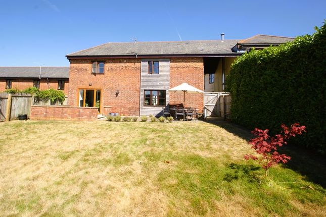 Barn conversion to rent in Sidmouth Road, Aylesbeare, Exeter