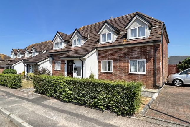 Thumbnail Flat for sale in Valley View, Axminster