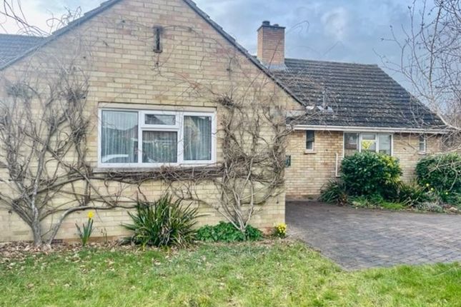 Thumbnail Bungalow to rent in Howcroft, Churchdown, Gloucester