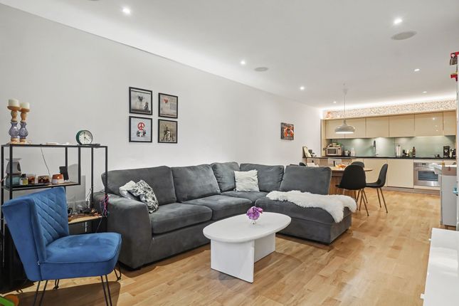 Flat 42, 41 Provost Street, London photo 2