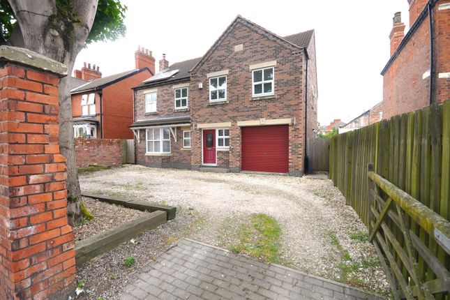 Thumbnail Detached house for sale in Field Road, Thorne, Doncaster