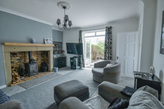6, Chester Square, Lynemouth photo 2