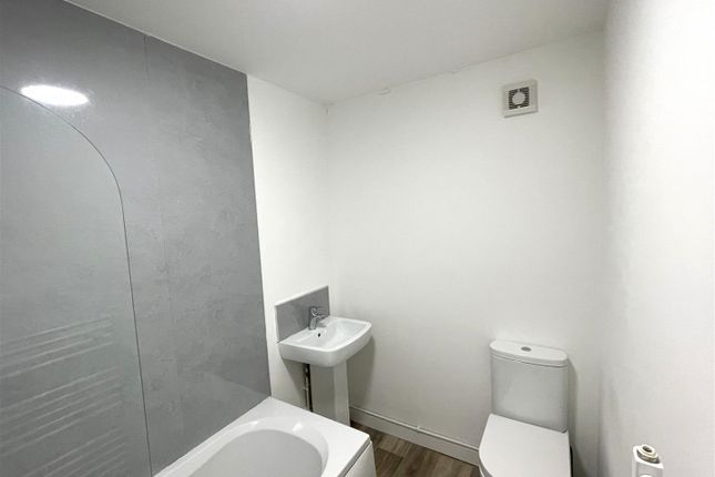 Flat 4, Ford House, 2A, Mount Pleasant, Crewe photo 3