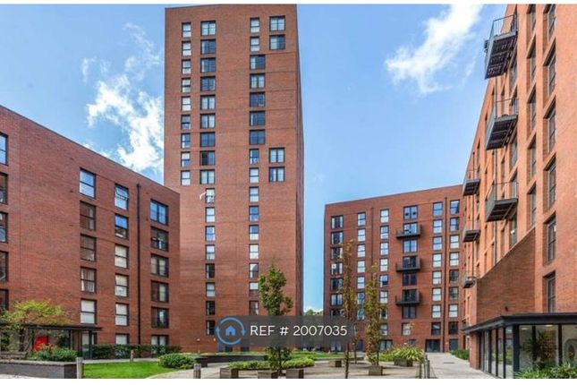 Flat to rent in Block C Alto, Salford