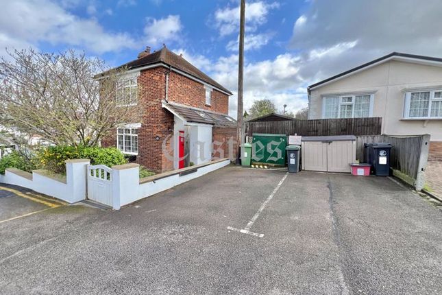 Cottage for sale in Breach Barnes Lane, Waltham Abbey, Essex