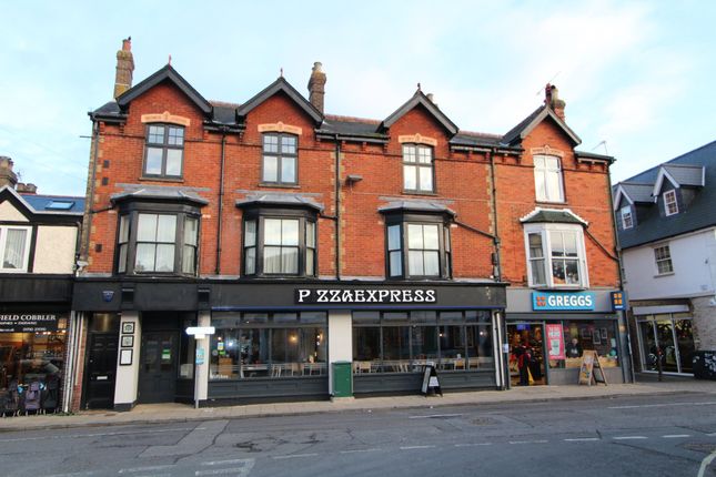 Thumbnail Flat to rent in Chapel Street, Petersfield, Hampshire