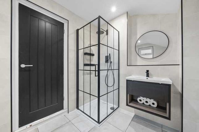 50 Muirhead Road, Glasgow photo 4